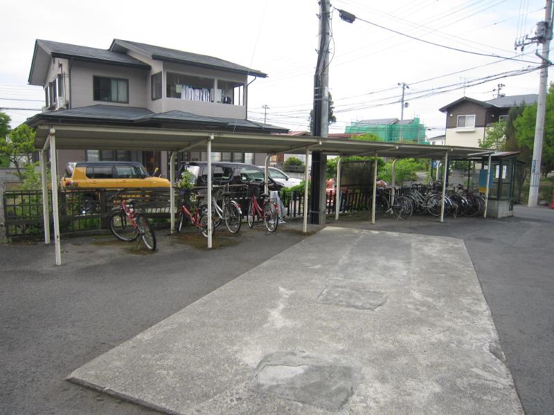 【山形市飯田のマンションの庭】