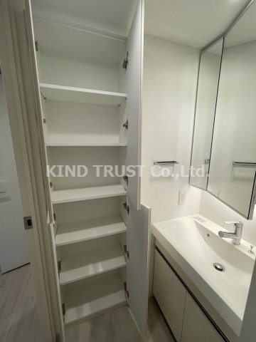 洗面設備　朝の身支度には欠かせない独立洗面化粧台