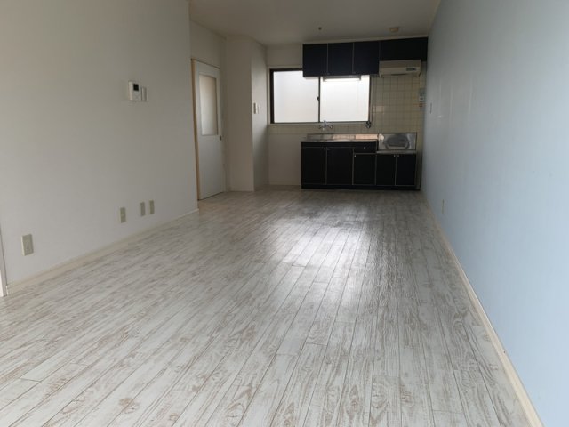 居室・リビング　キッチン