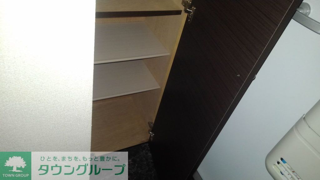 玄関　シューズボックス備え付け