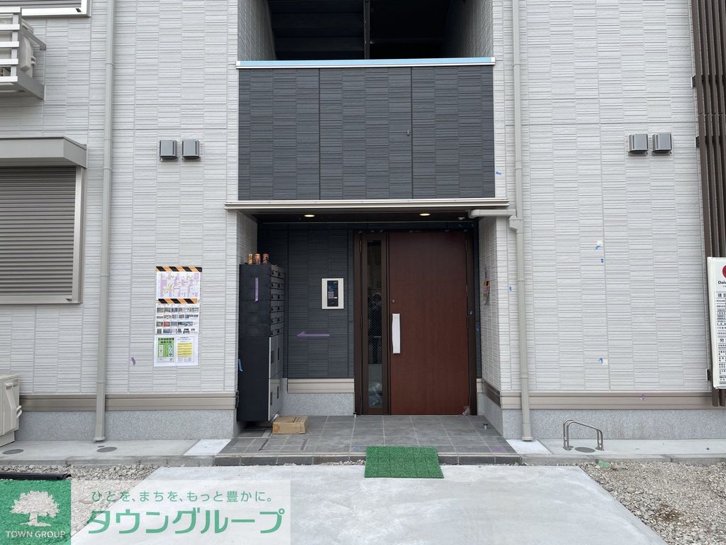 エントランス　エントランス