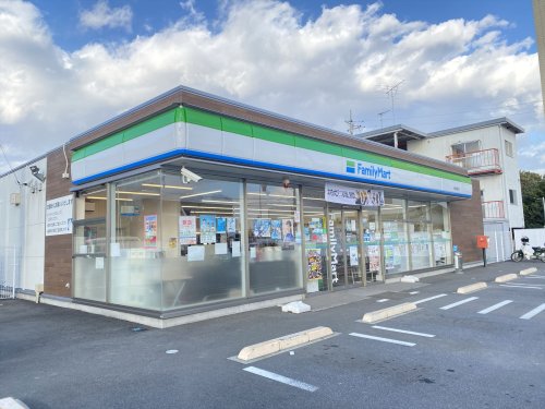 コンビニ　ファミリーマート 常総宝町店（コンビニ）まで416m