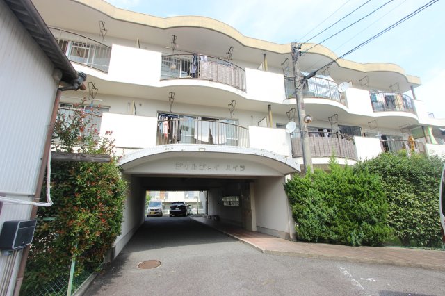 建物外観　外観は落ち着いています