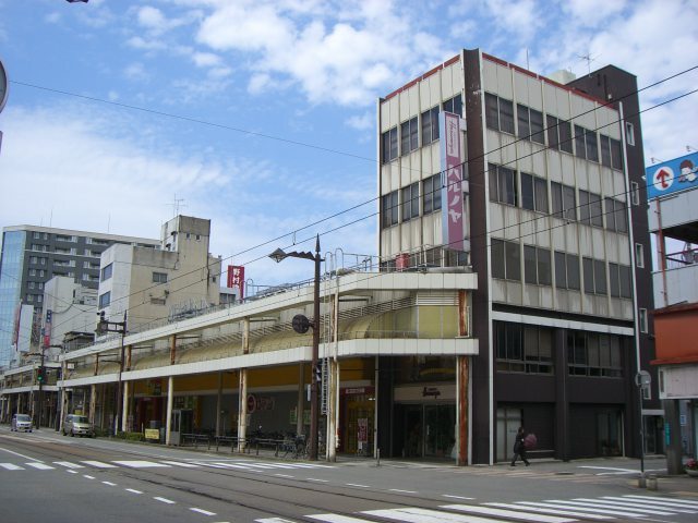 スーパー　ピアゴ富山西町店（スーパー）まで1029m