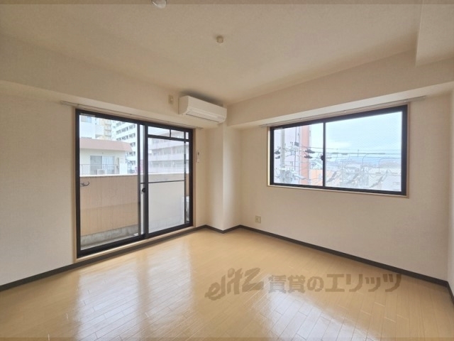 居室・リビング　洋室