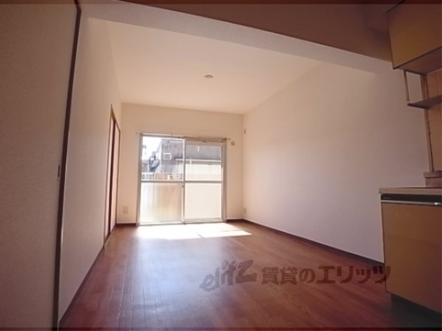 居室・リビング　洋室