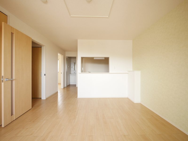 居室・リビング　LDK12.8帖