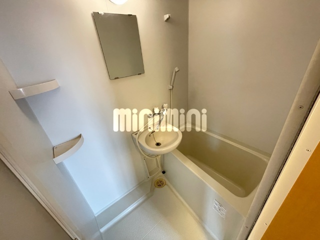 バス・シャワールーム　バスルーム