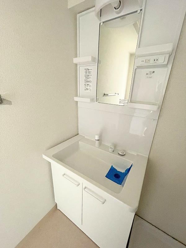 洗面設備　洗面化粧台