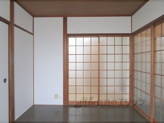 居室・リビング　洋室