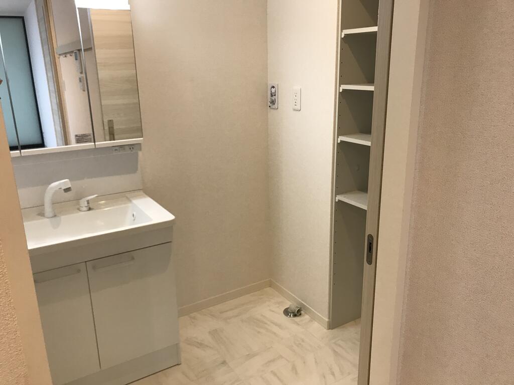 洗面設備　洗髪洗面化粧台