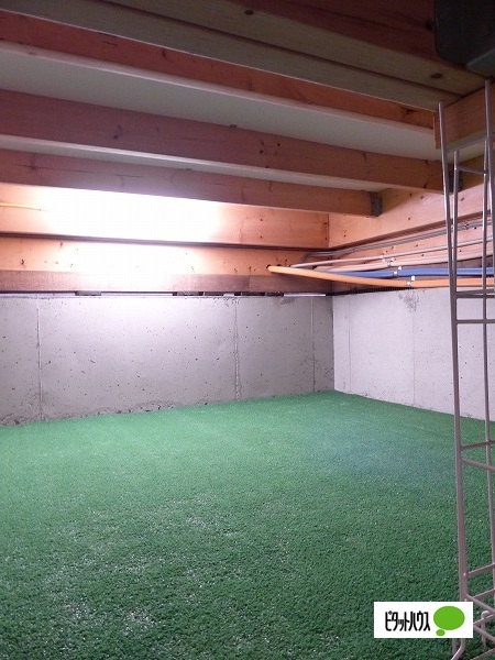 収納　床下収納