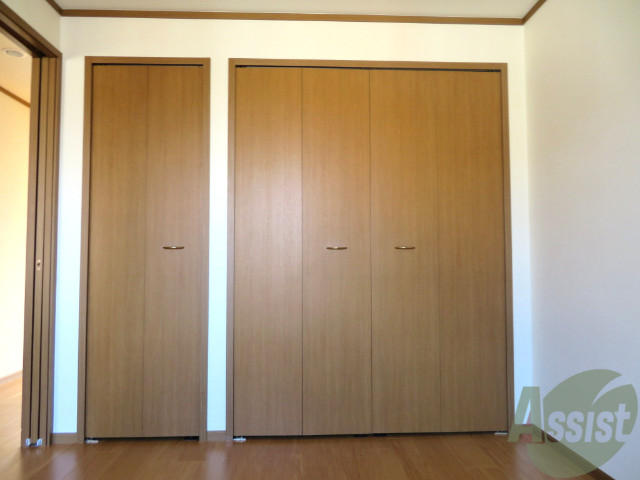 収納　クローゼットがありました。お洋服や荷物はここへ