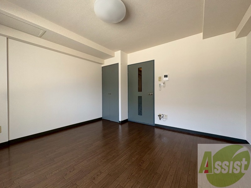 居室・リビング　広くてキレイなお部屋が広がっていて、充実した生活が送れそう。