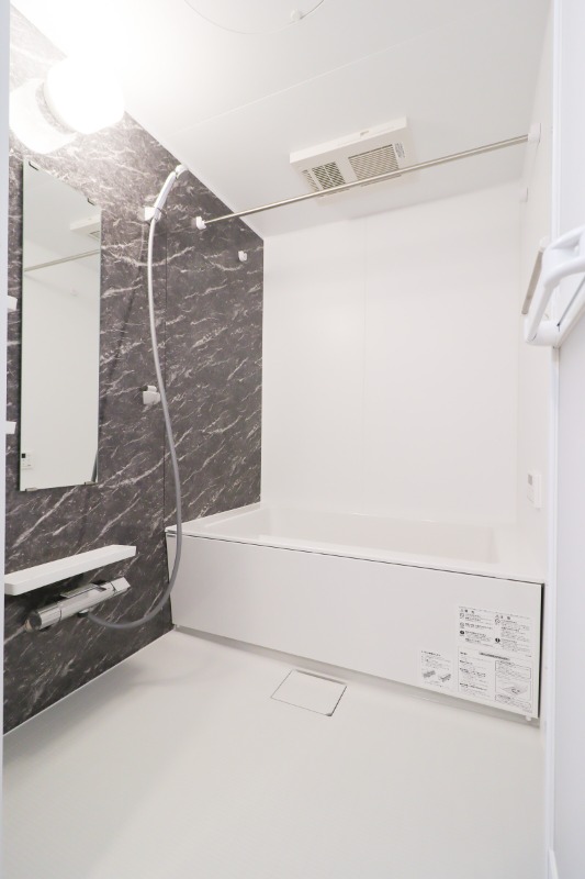 バス・シャワールーム　図面と現状に相違がある場合には現状を優先