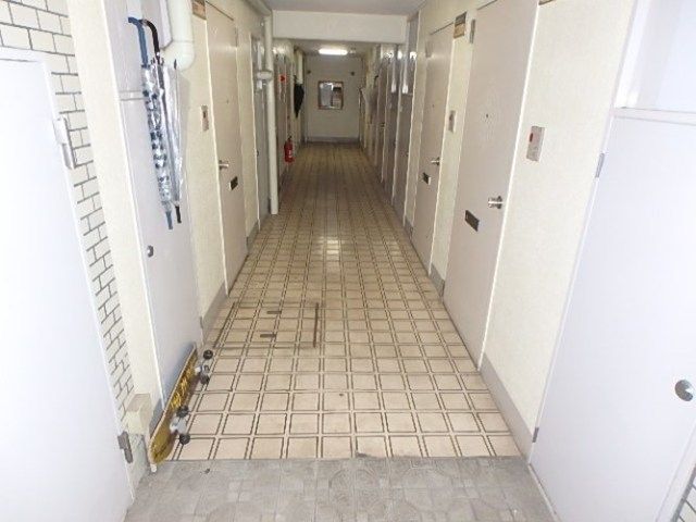 エントランス　NULL