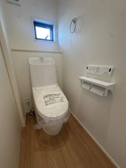 その他設備　トイレ２カ所あります