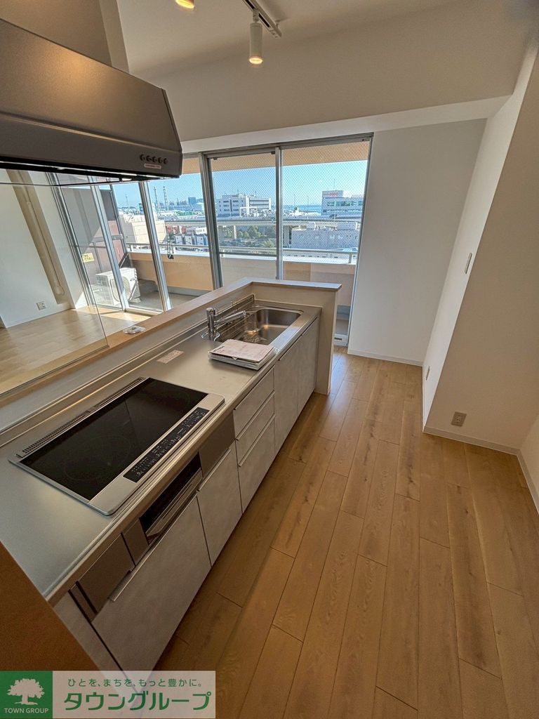 キッチン　バルコニー