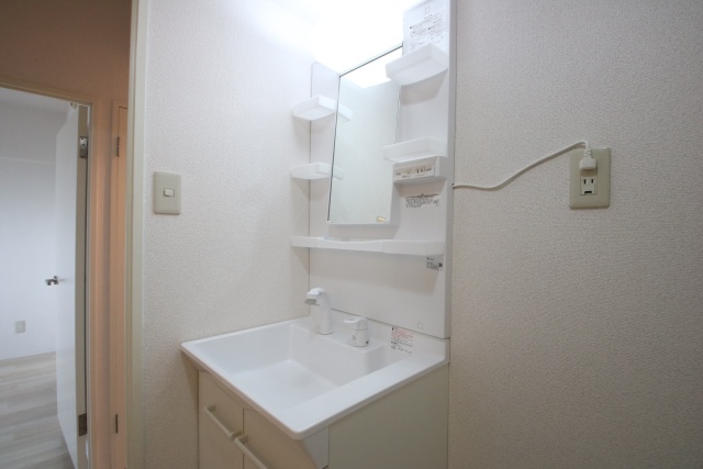 洗面設備　※別号室の参考写真のため、現況優先になります。