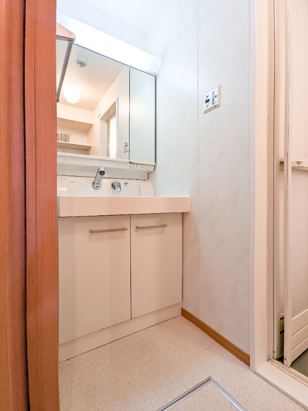 洗面設備　図面と現状に相違がある場合には現状を優先