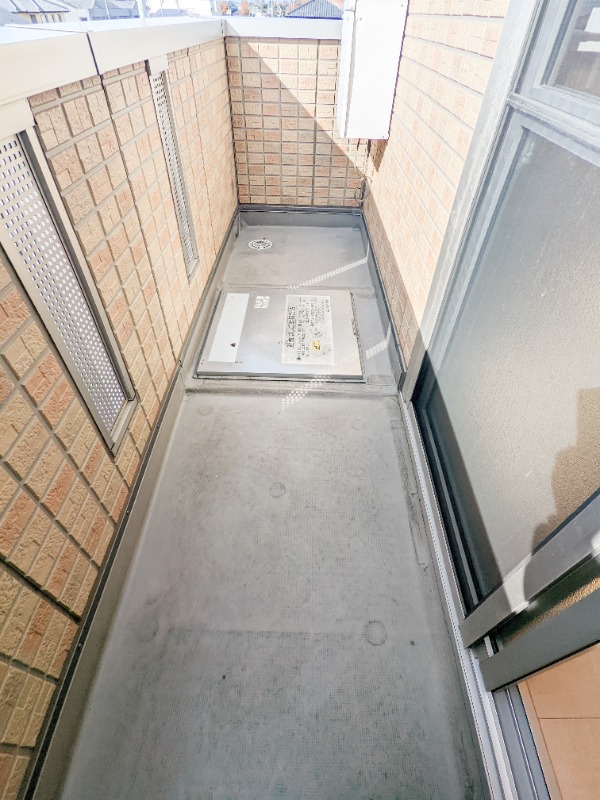 バルコニー　図面と現状に相違がある場合には現状を優先