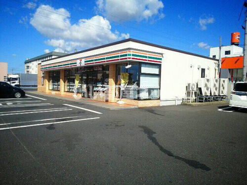 コンビニ　セブンイレブン 福井開発町店（コンビニ）まで651m