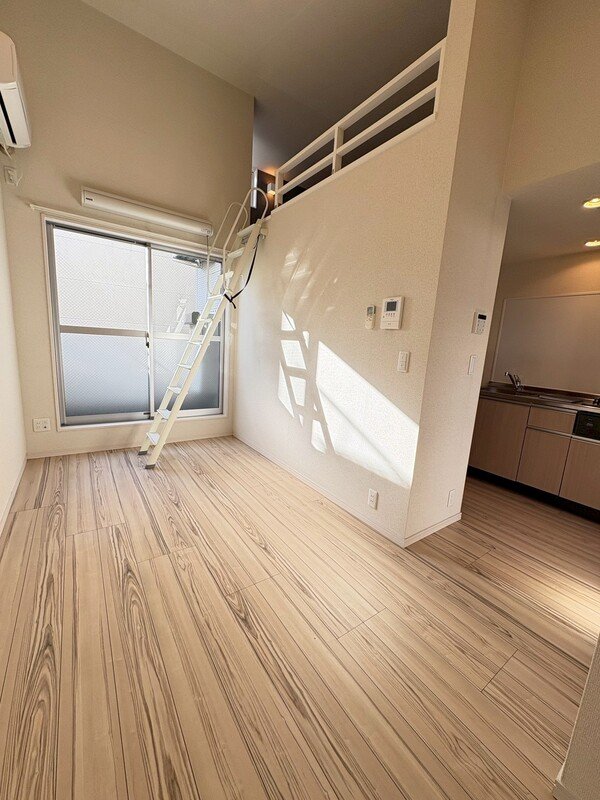 バルコニー　イメージパースまたはモデルルーム写真