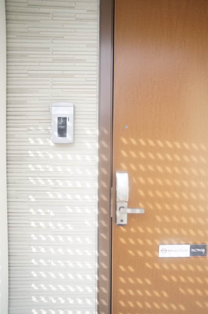 セキュリティ　玄関