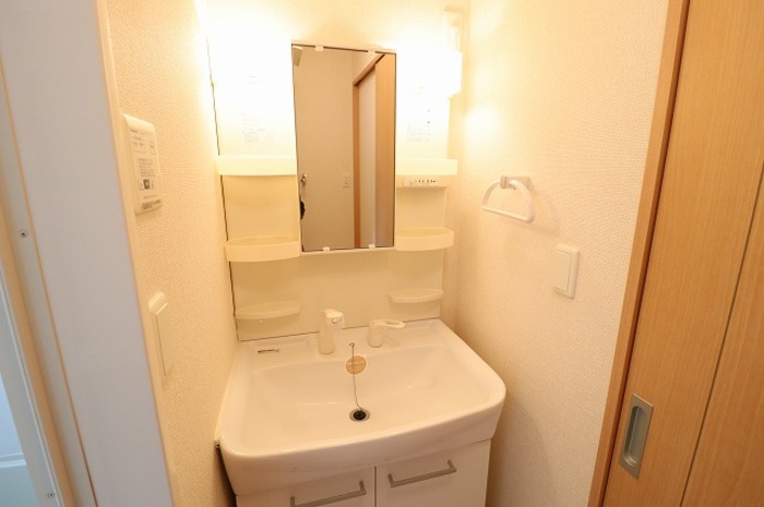 洗面設備　洗髪洗面化粧台