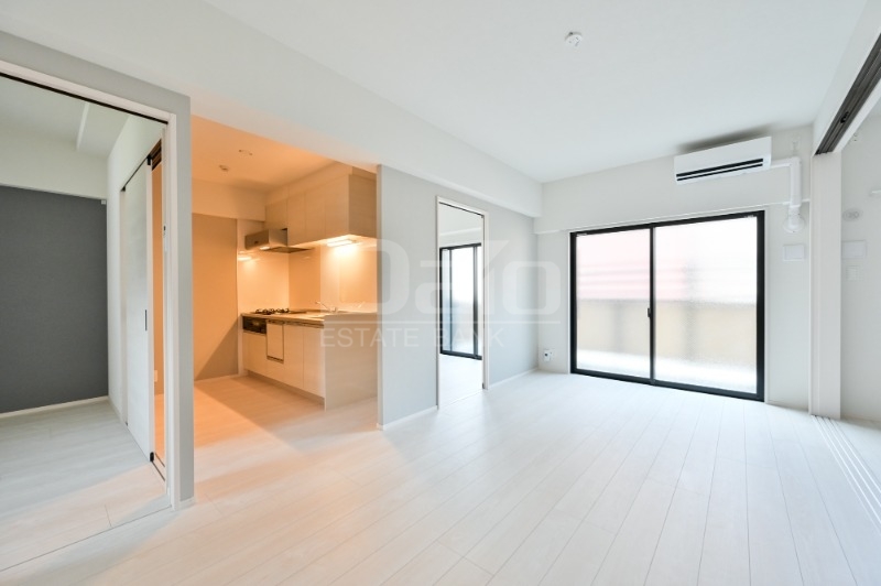 居室・リビング　※写真は同タイプ別部屋です。