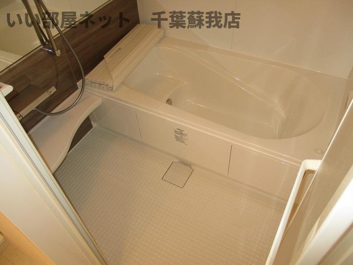 バス・シャワールーム　きれいなお風呂です