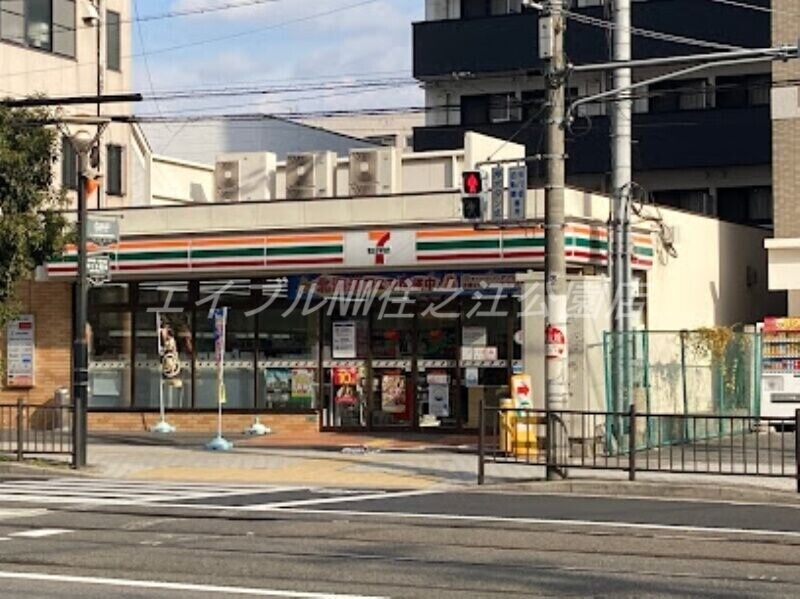 コンビニ　セブンイレブン大阪阿倍野筋5丁目店（コンビニ）まで877m