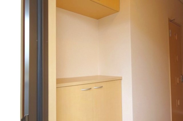 玄関　シューズボックス