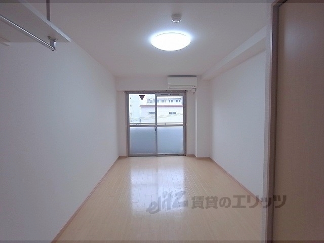 居室・リビング　洋室