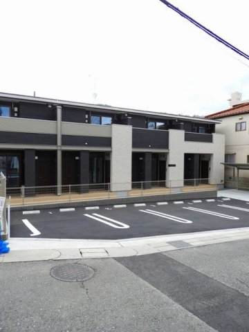 駐車場　駐車場があるので、車を買う予定の方も安心です