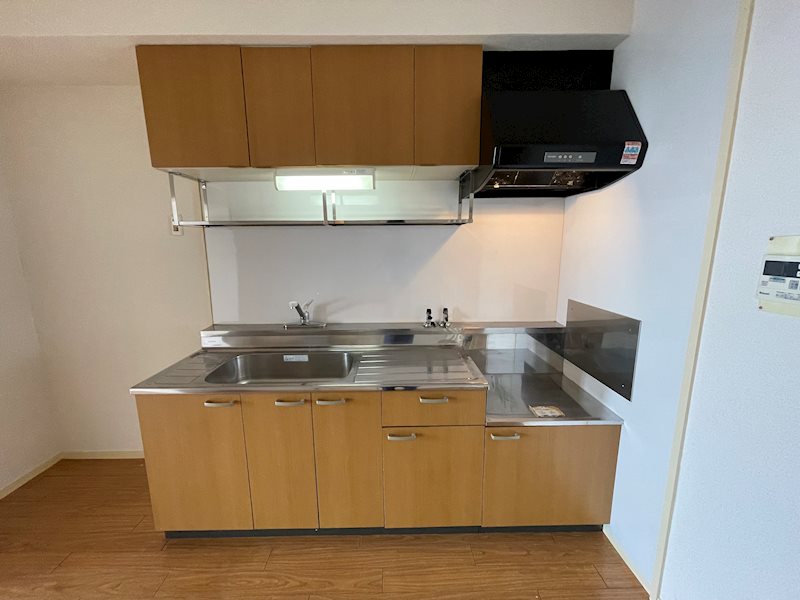 キッチン　※同タイプの他のお部屋です