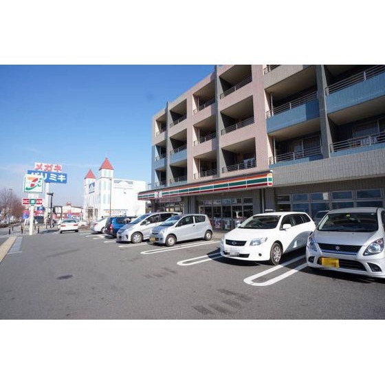 コンビニ　セブンイレブン横浜長津田みなみ台（コンビニ）まで455m