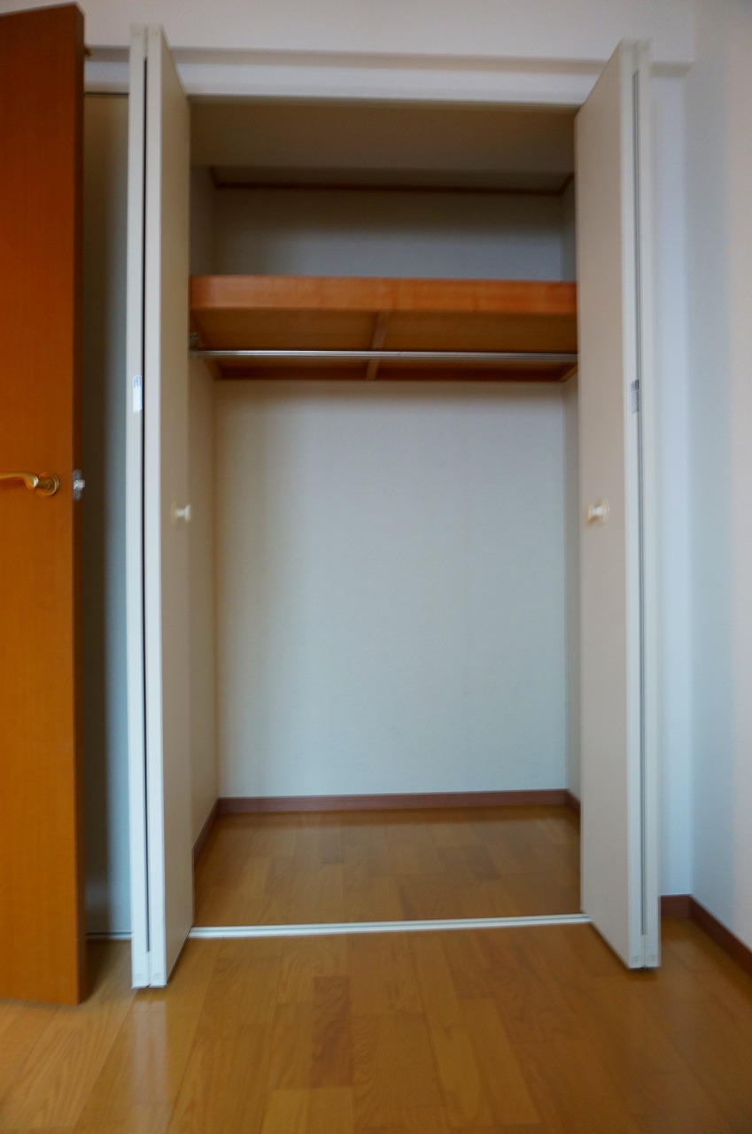 収納　クローゼット