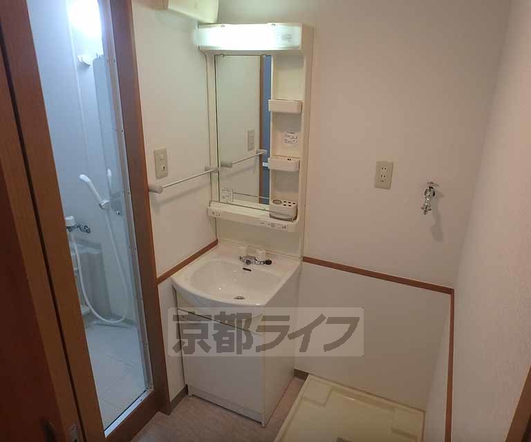 洗面設備　身だしなみはこちらで