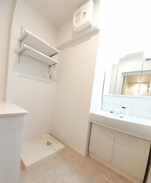 洗面設備　同仕様