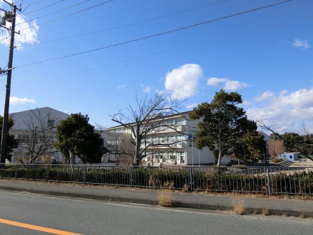 小学校　浅羽東小学校（小学校）まで615m