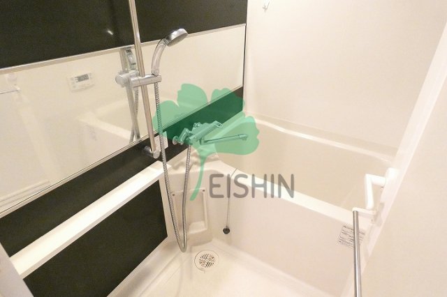 バス・シャワールーム　清潔感のある浴室です！