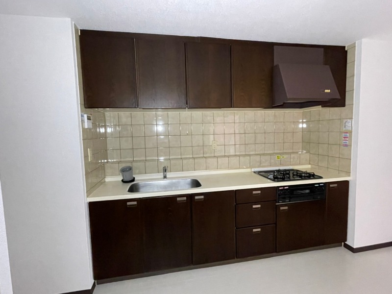 キッチン　※別部屋参考写真