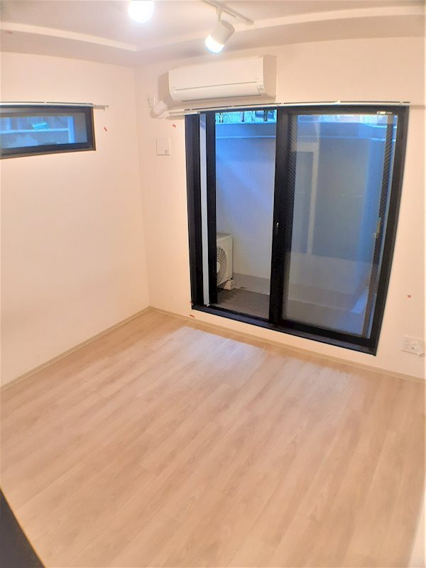 居室・リビング　※別部屋の参考写真です。