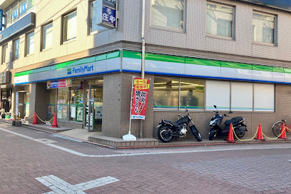 コンビニ　ファミリーマート 雪谷大塚店（コンビニ）まで429m