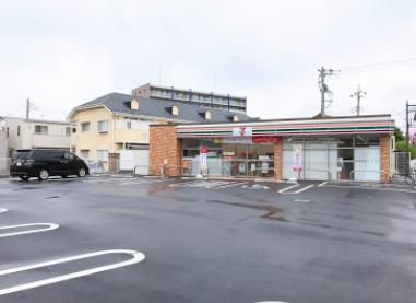 コンビニ　セブンイレブン 富士見上沢1丁目店（コンビニ）まで681m