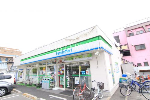 コンビニ　ファミリーマート新松戸６丁目店（コンビニ）まで430m