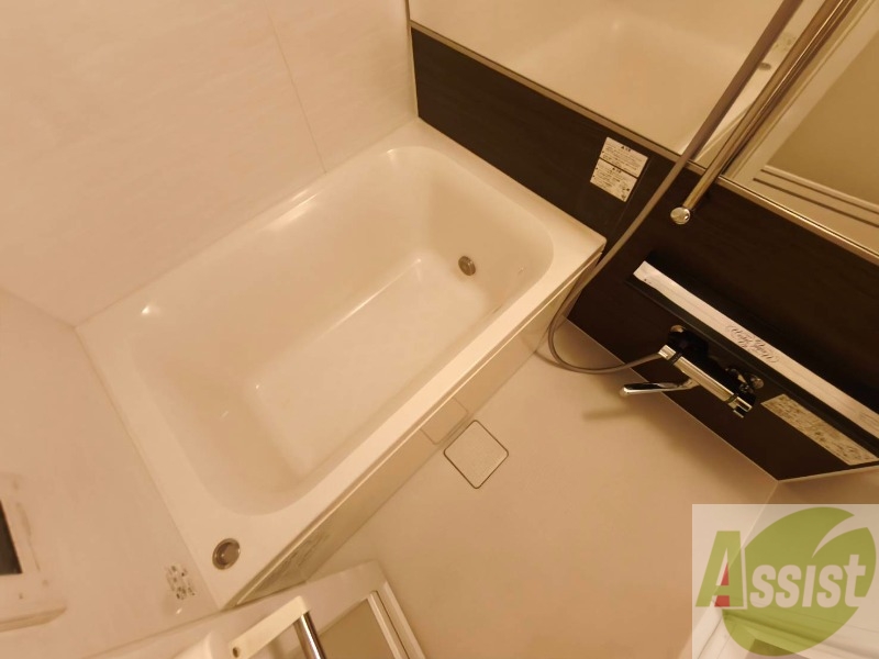 バス・シャワールーム　お風呂です！一日の疲れを癒してくださいね！