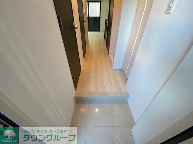 玄関　※参考写真