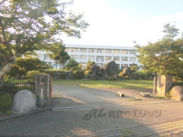 中学校　愛東中学校（中学校）まで5100m